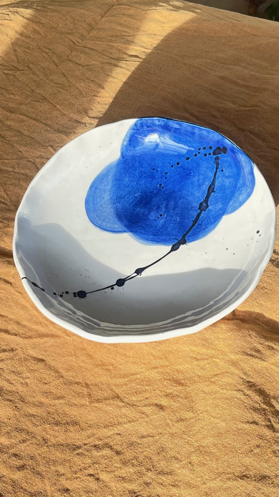 Bol à l'émail bleu de cuisson
